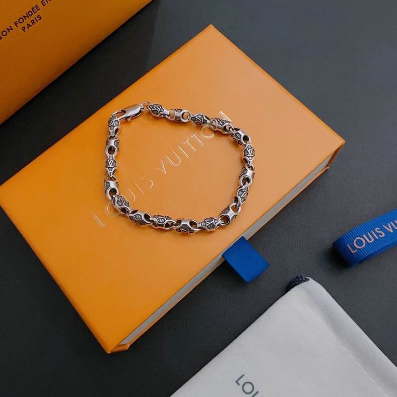 LV Bracelet 03lyr582